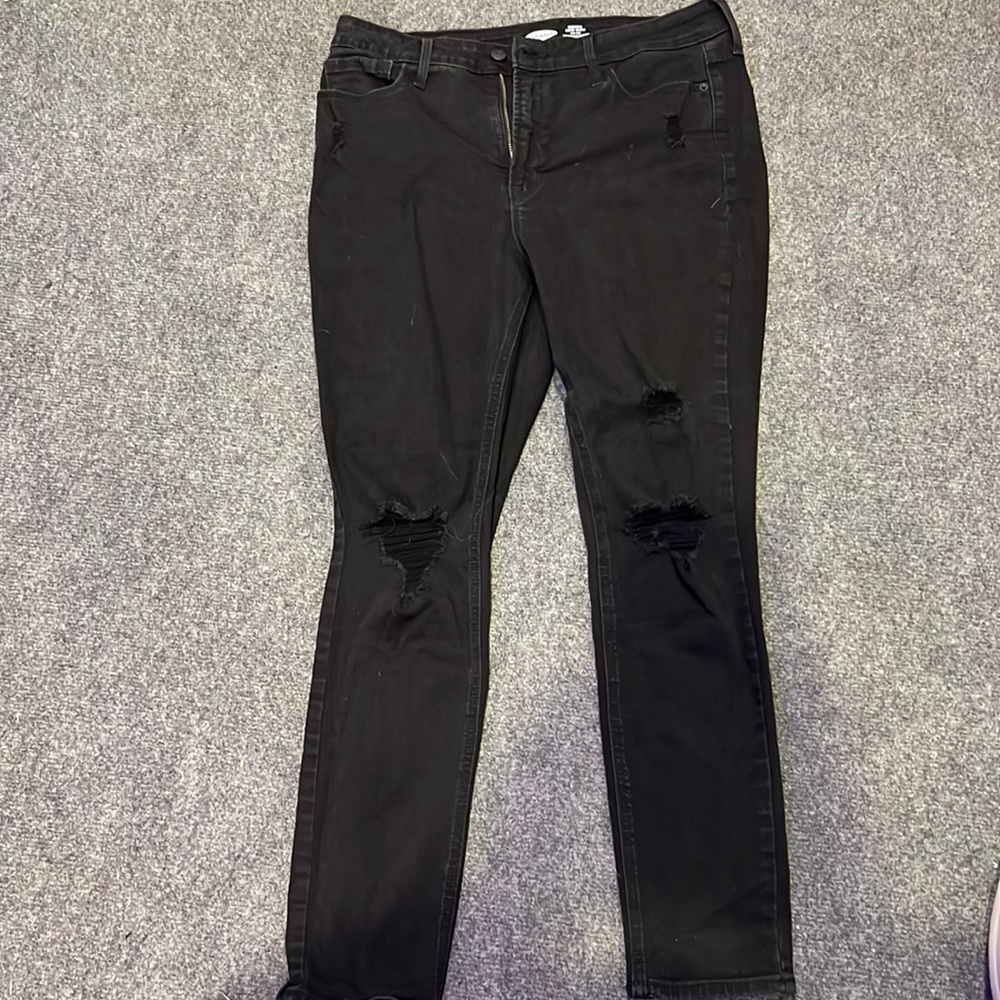 Brand: old navy Size: 12 condition: worn decent amount kept in good shape